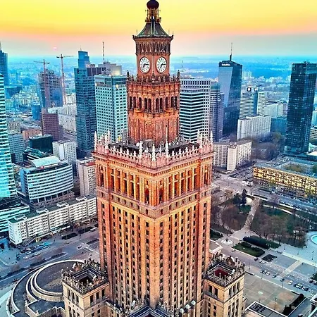 Cozy City Center Studio *